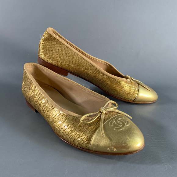 CHANEL Gold Sequined Ballet Flats - Picture 1 of 10